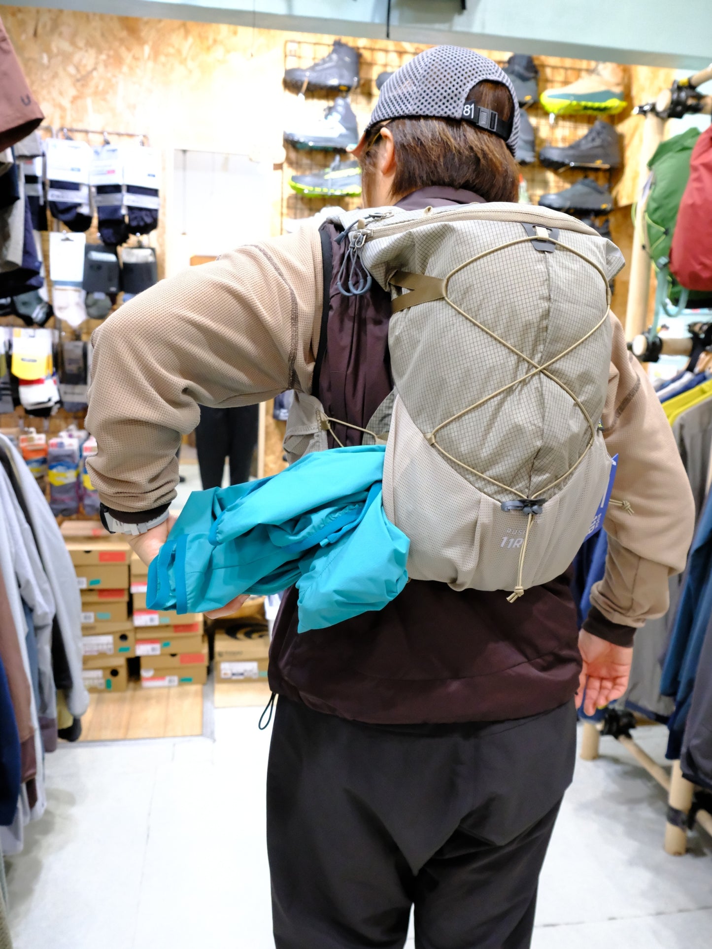 RUSH 11R 2026春モデル（12L/日帰り登山やアタックザックにも便利）【PAAGO WORKS】