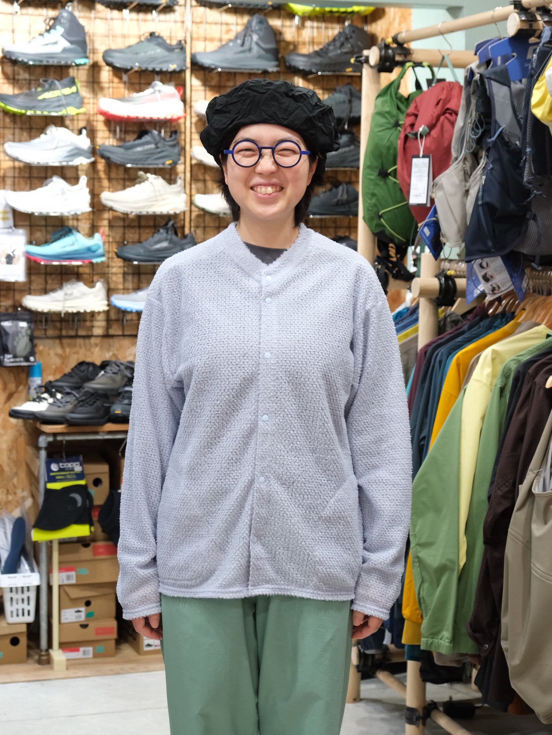 Double Side Cardigan（前後2WAY／背中だけ開放できる/アルファのカーディガン）【ULSUS】