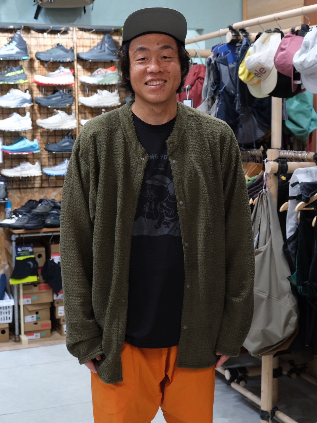 Double Side Cardigan（前後2WAY／背中だけ開放できる/アルファのカーディガン）【ULSUS】
