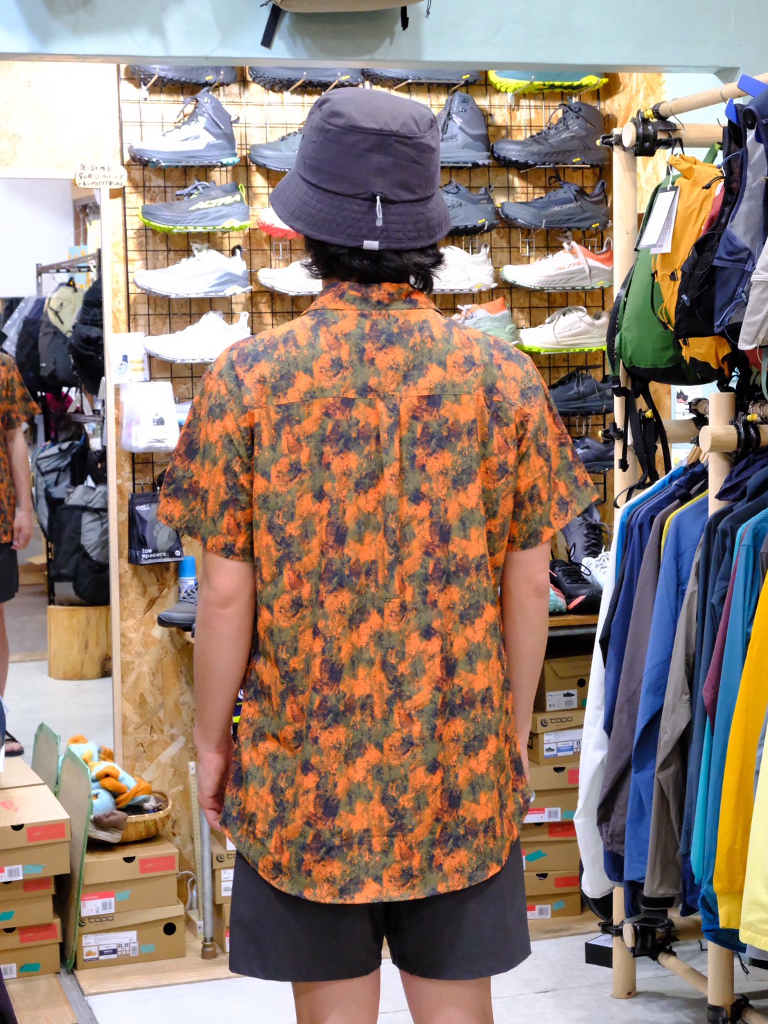 TRIPLE CROWN ZIP DOWN SHORT SLEEVE（速乾・肌触り◎／半袖ハーフジップ）【JOLLY GEAR】