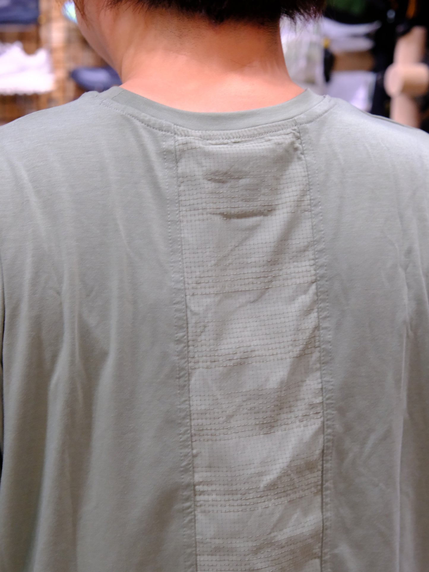 Rivelin Tee Wmns（背面メッシュパネルで通気性抜群）【Rab】