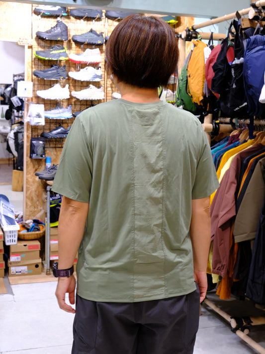 Rivelin Tee Wmns（背面メッシュパネルで通気性抜群）【Rab】