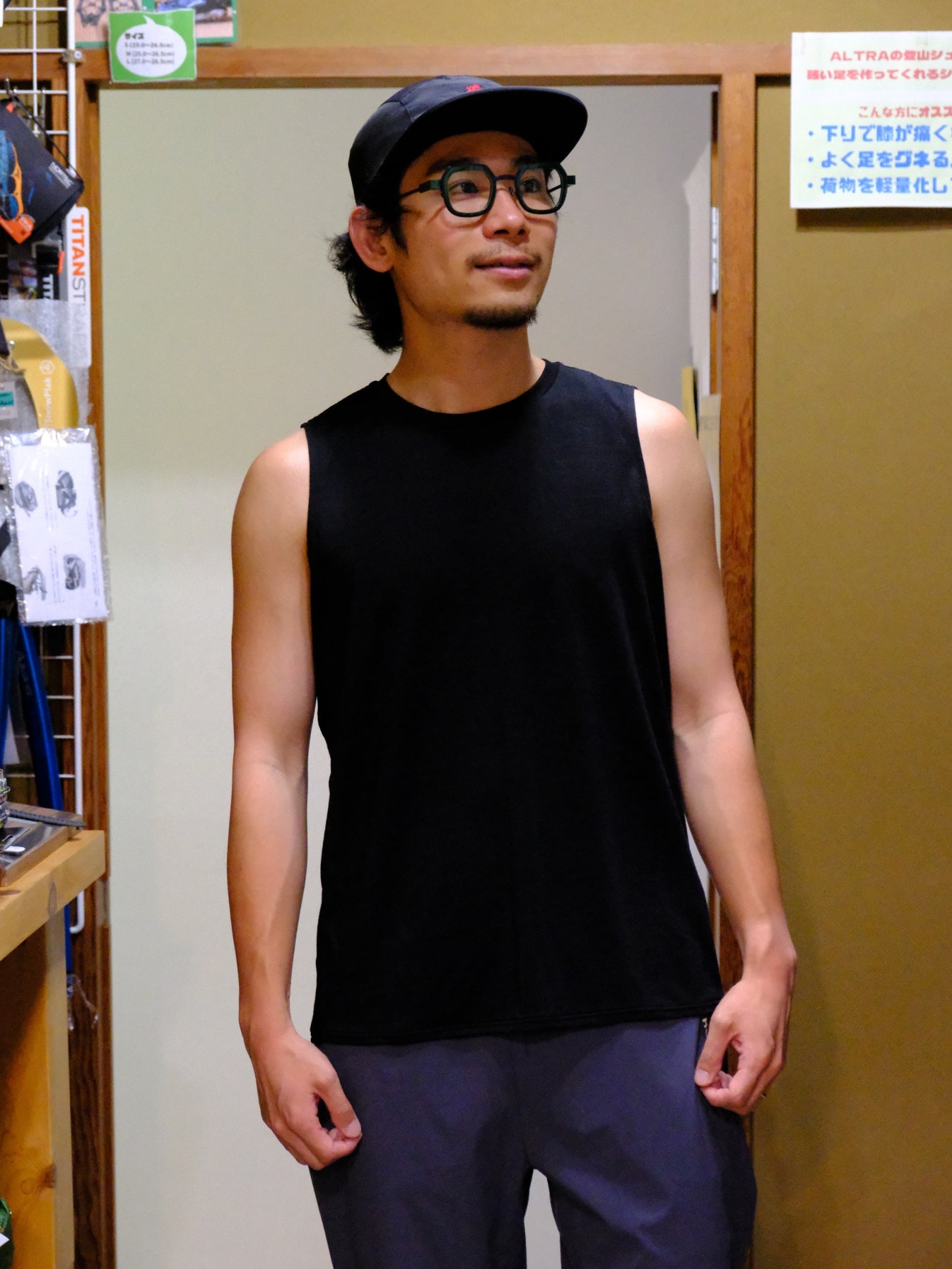 WUNDERWEAR ライトウェイトスリーブレス【BRING】