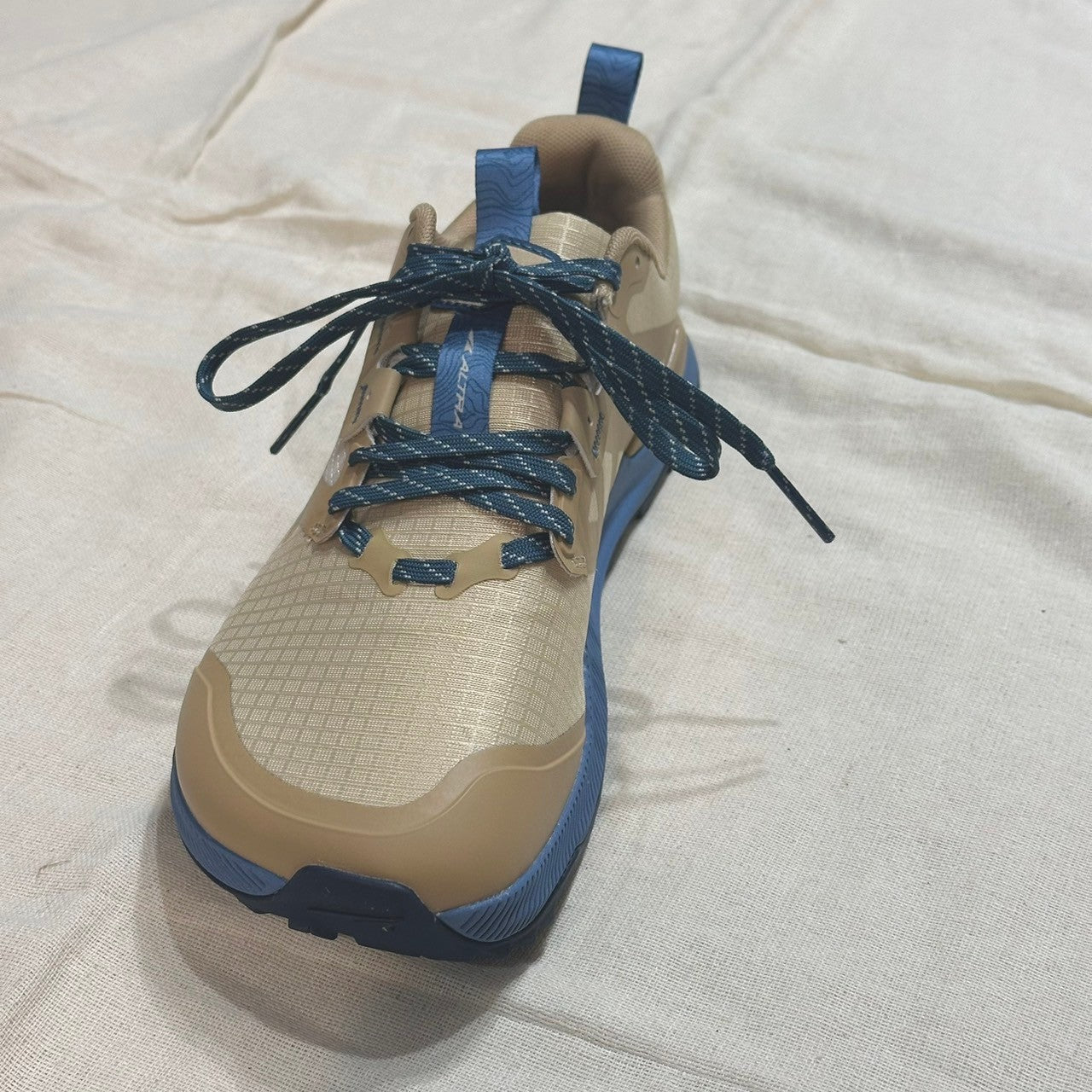 LONE PEAK 8 M's（つま先広め）【ALTRA】