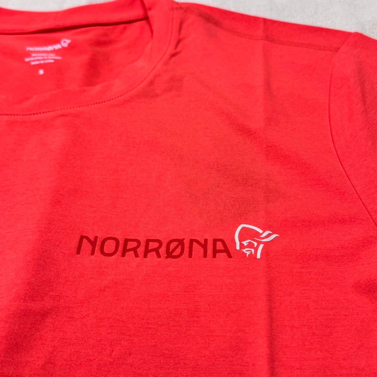 femund tech T-Shirt Women（吸湿速乾・軽量）【NORRØNA】