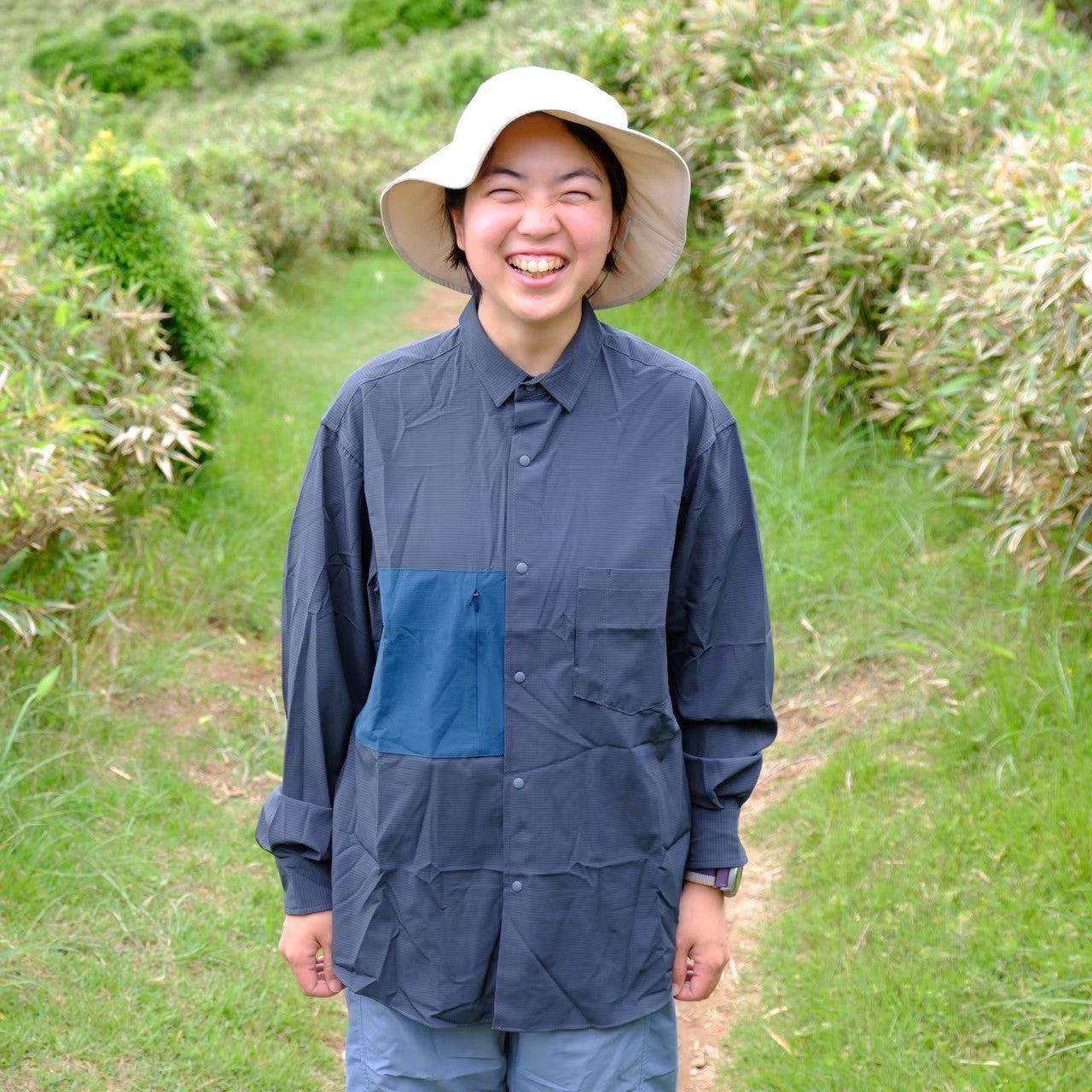 DAY & NIGHT LONG SLEEVE SHIRT PMT032（しなやかにストレッチするウーブン素材の長袖シャツ）【PROJ.MT.】