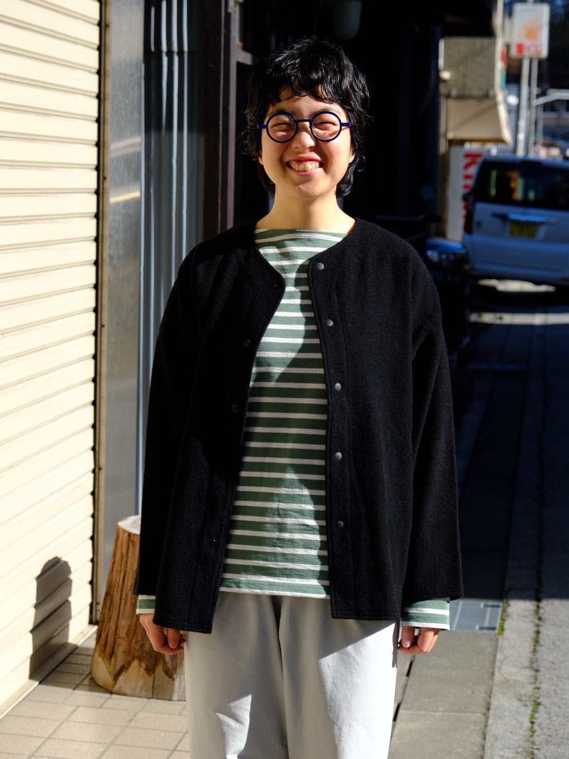 AXESQUIN 凌 – SANKAKU STAND