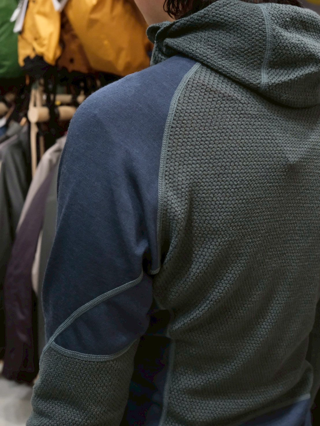 MOB Hybrid Hoody Mens【Teton Bros.】 – SANKAKU STAND