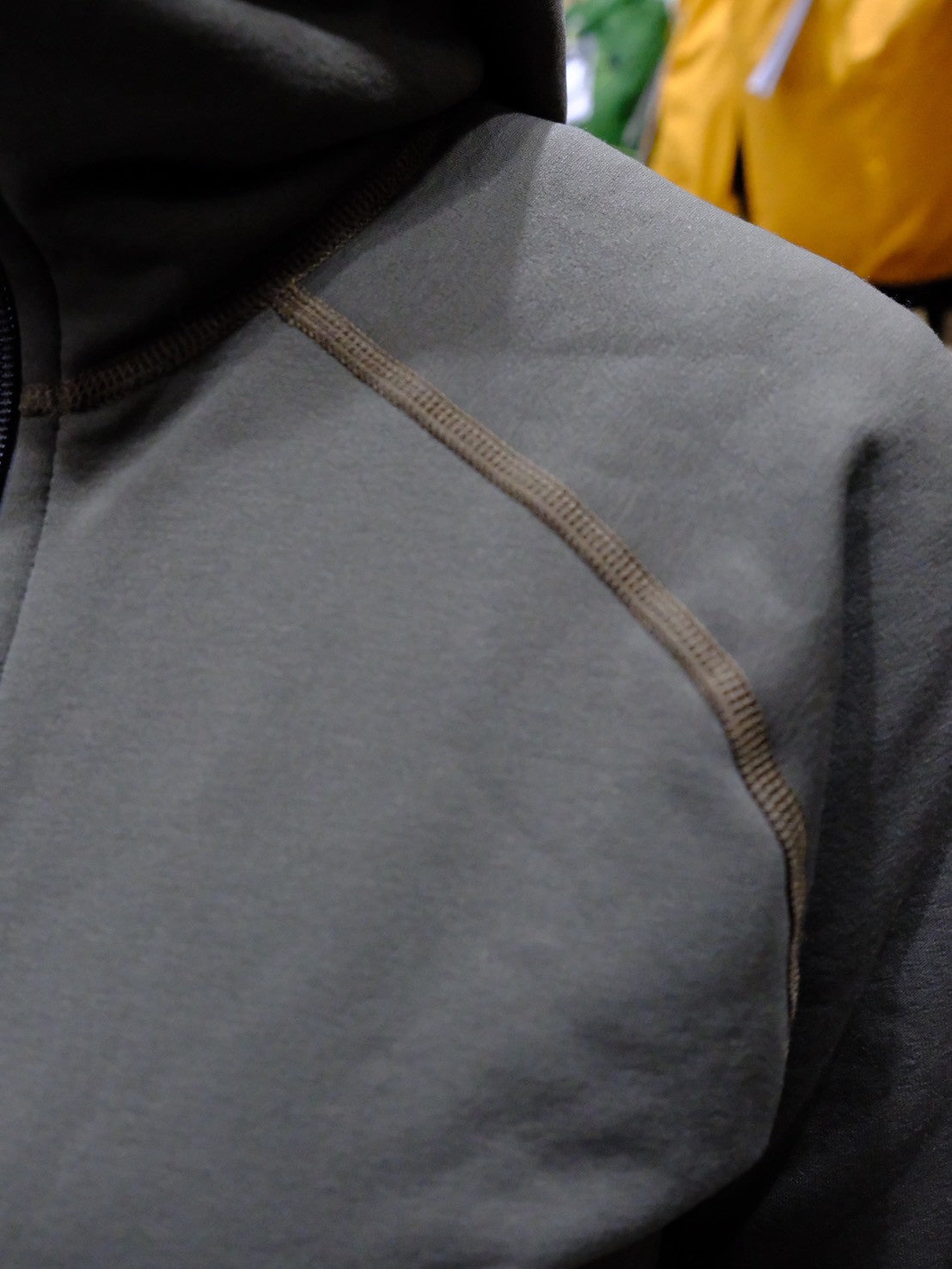 Ws Power Houdi （肌触りフワトロな厚手のあったかフリース）【HOUDINI】