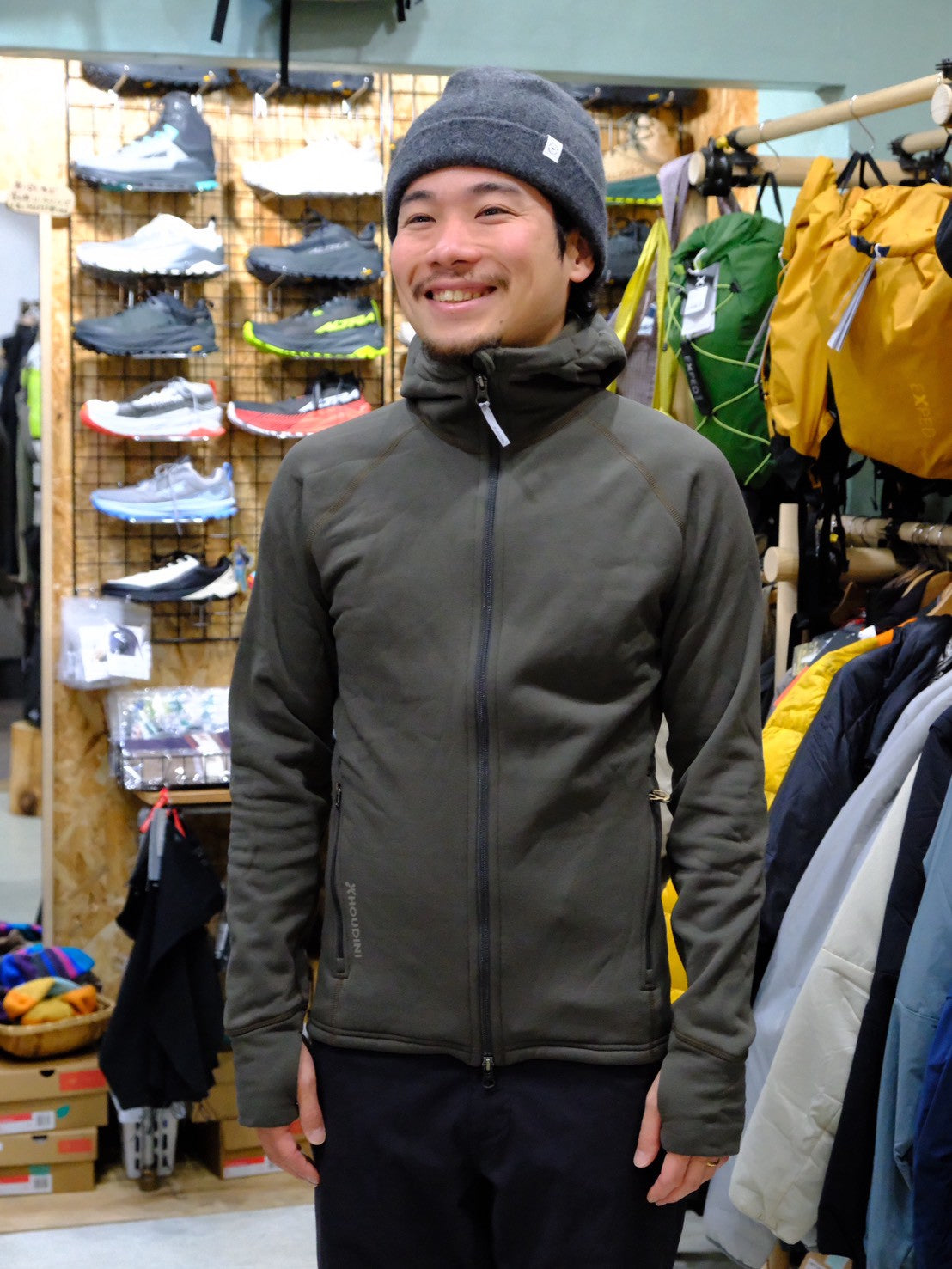 Ms Power Houdi （着心地フワトロな厚手、厚手の温かいフリース）【HOUDINI】