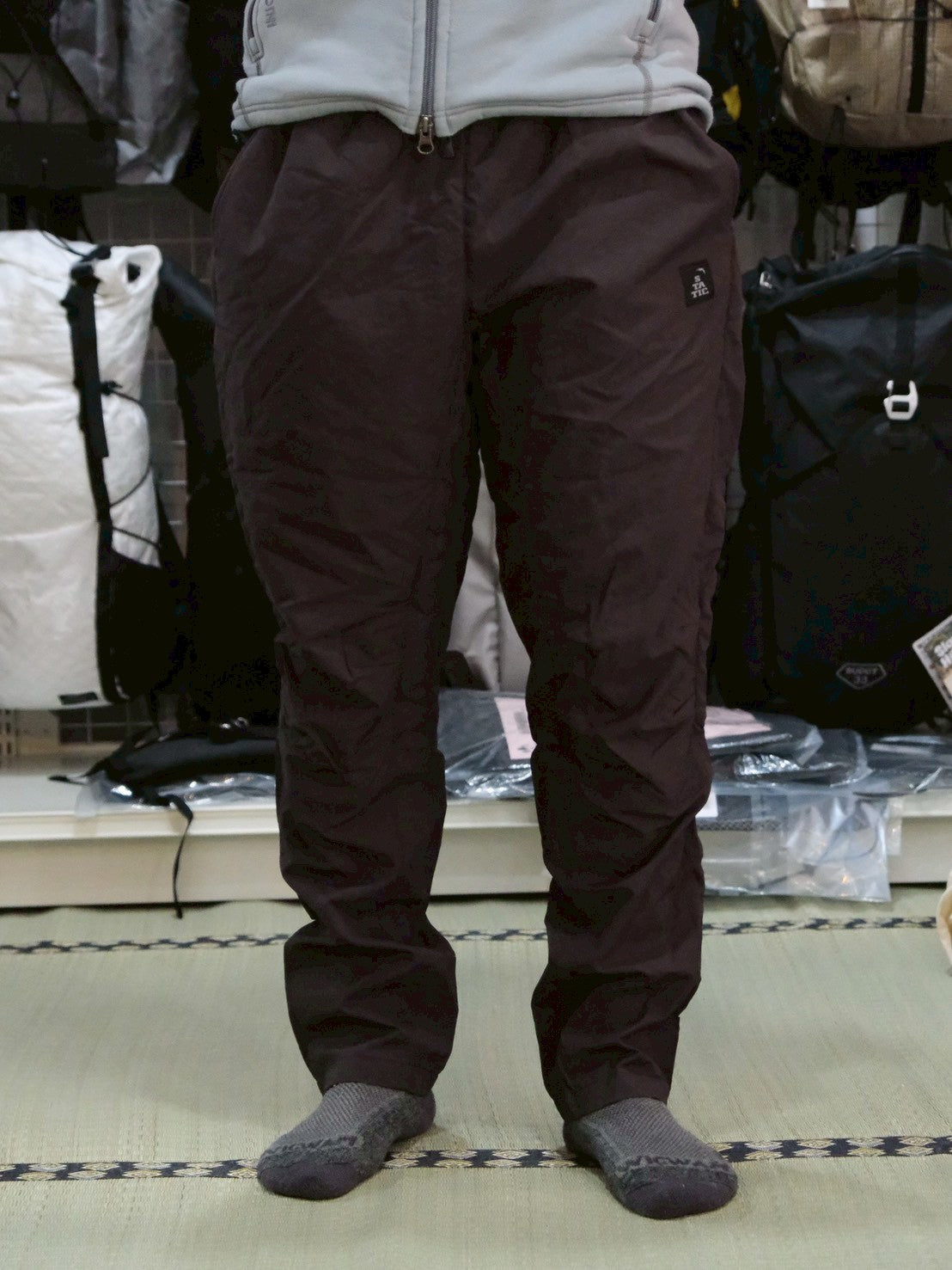 ORBIT WINTER PANTS（膝上の裏地がオクタで暖かい）【STATIC】