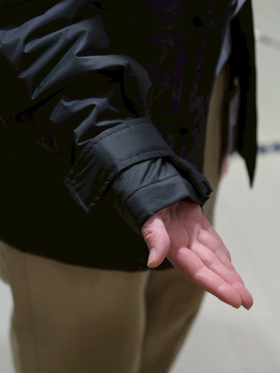 中綿入りのコート（ダウンのような軽さと暖かさ）【AXESQUIN ELEMENTS】