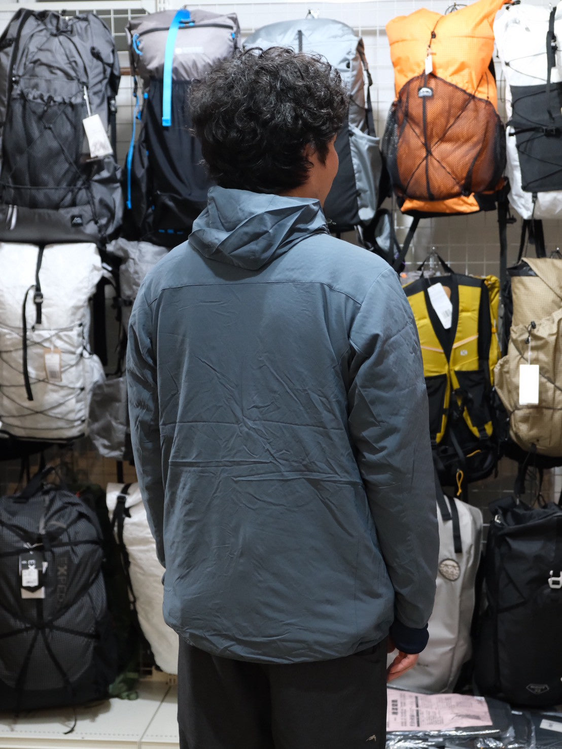 Slick Hoody 2025（Genderless/ オクタの防風シェル/前開きタイプ）【Teton Bros.】