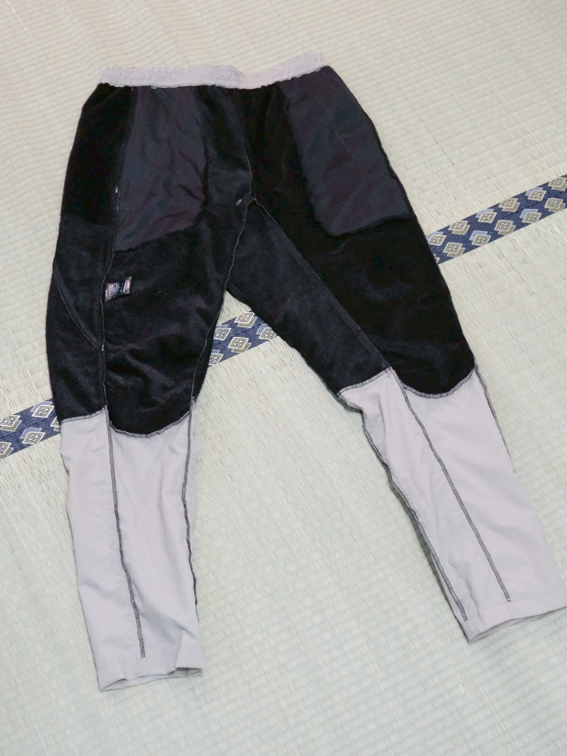 ORBIT WINTER PANTS（膝上の裏地がオクタで暖かい）【STATIC】