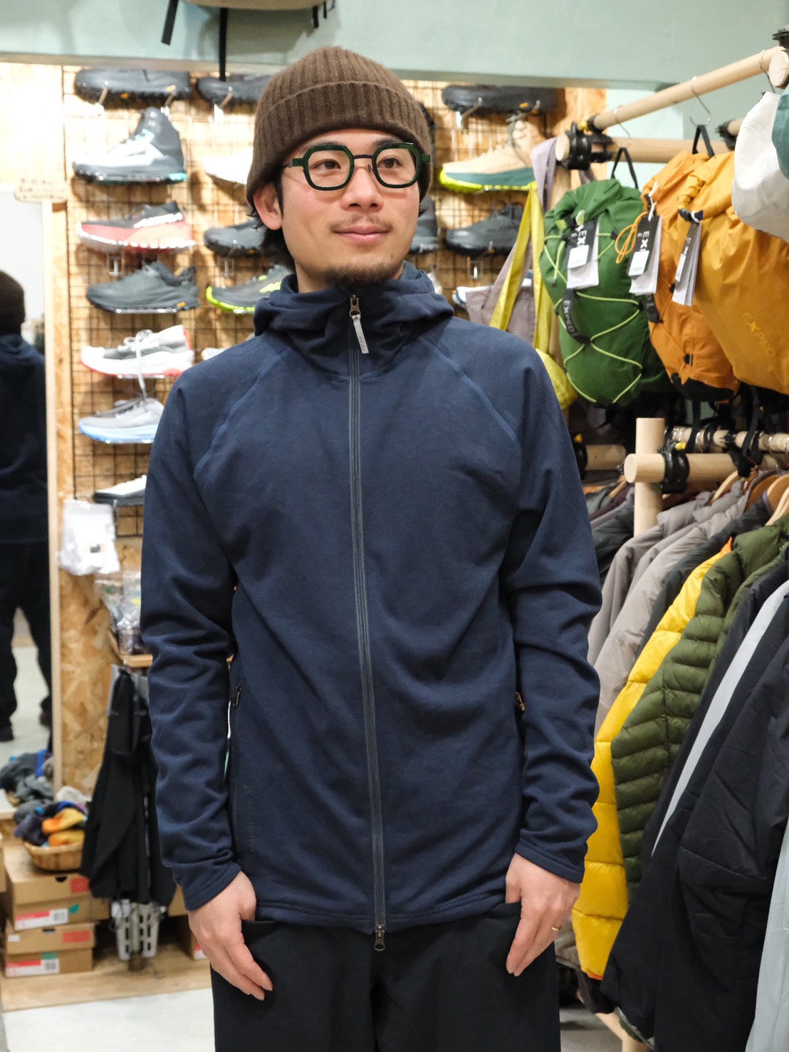 Ms Outright houdi（毛布にくるまれているような着心地の中厚地フリース）【HOUDINI】