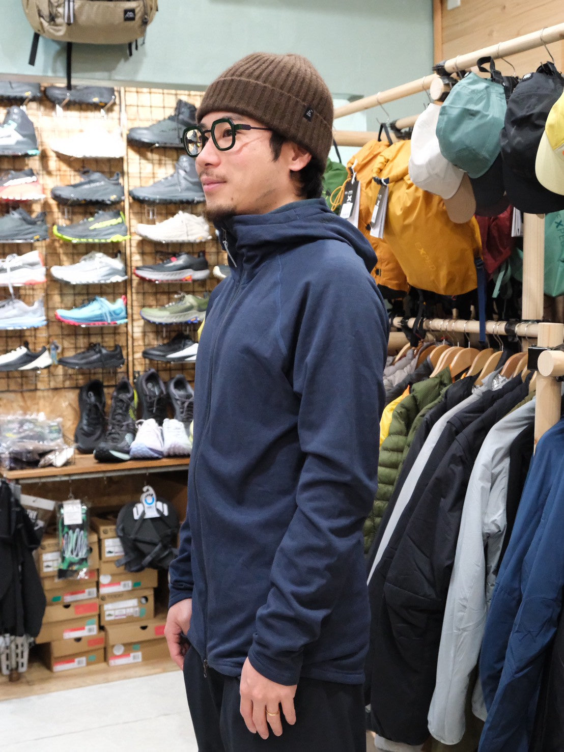 Ms Outright houdi（毛布にくるまれているような着心地の中厚地フリース）【HOUDINI】