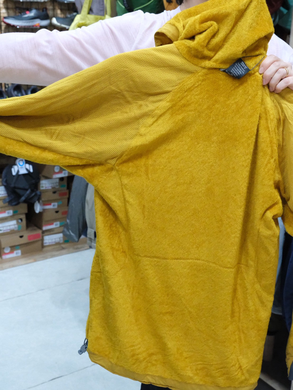 VR Summit Jacket（オクタ/前開き）【Rab】