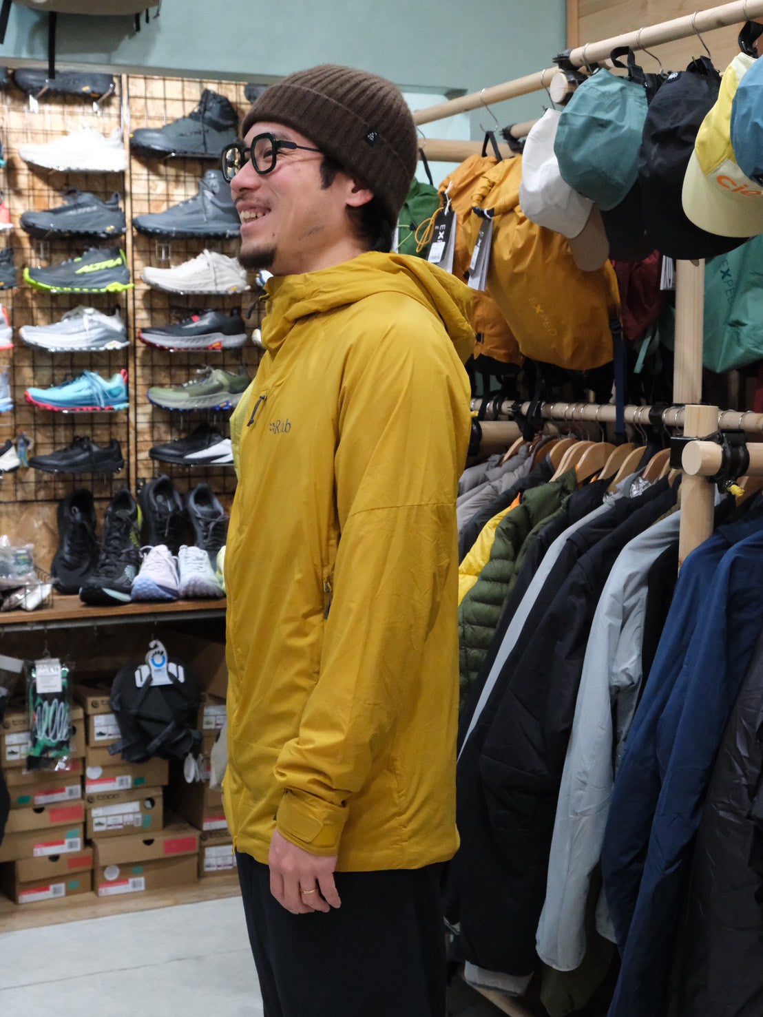 VR Summit Jacket（オクタ/前開き）【Rab】