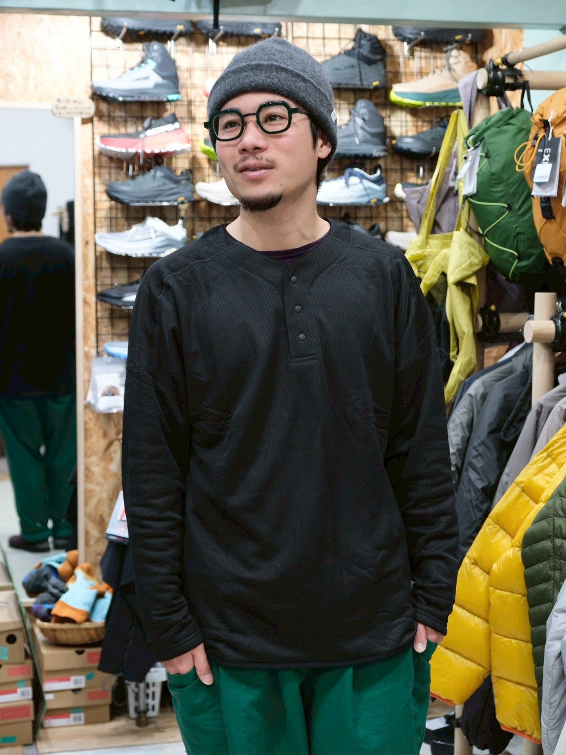 カルフワセーター（オクタの長袖ヘンリーネック）【AXESQUIN 凌】