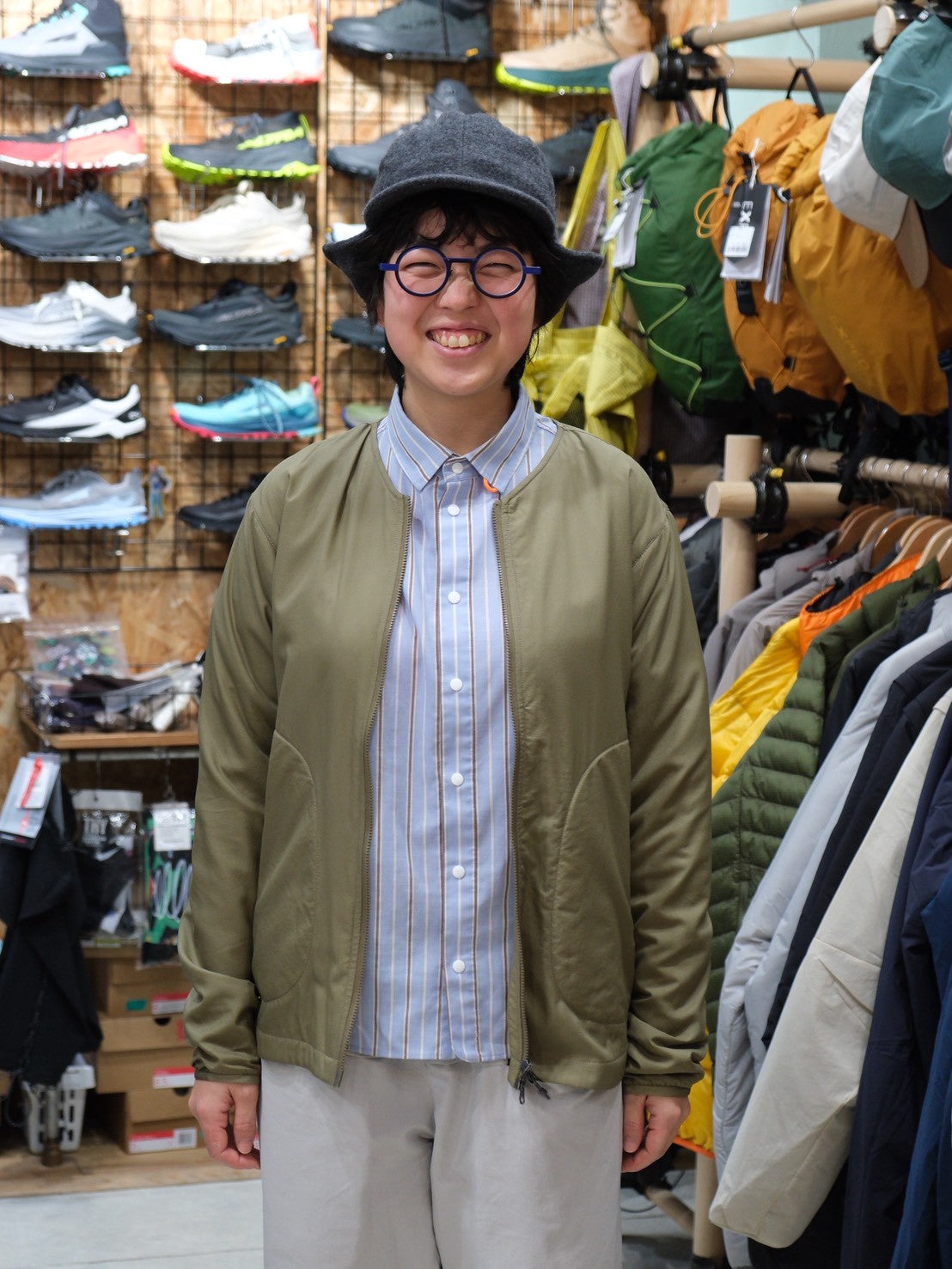 ウールトンガリキャップ（耳当て付きのウール帽）【AXESQUIN】