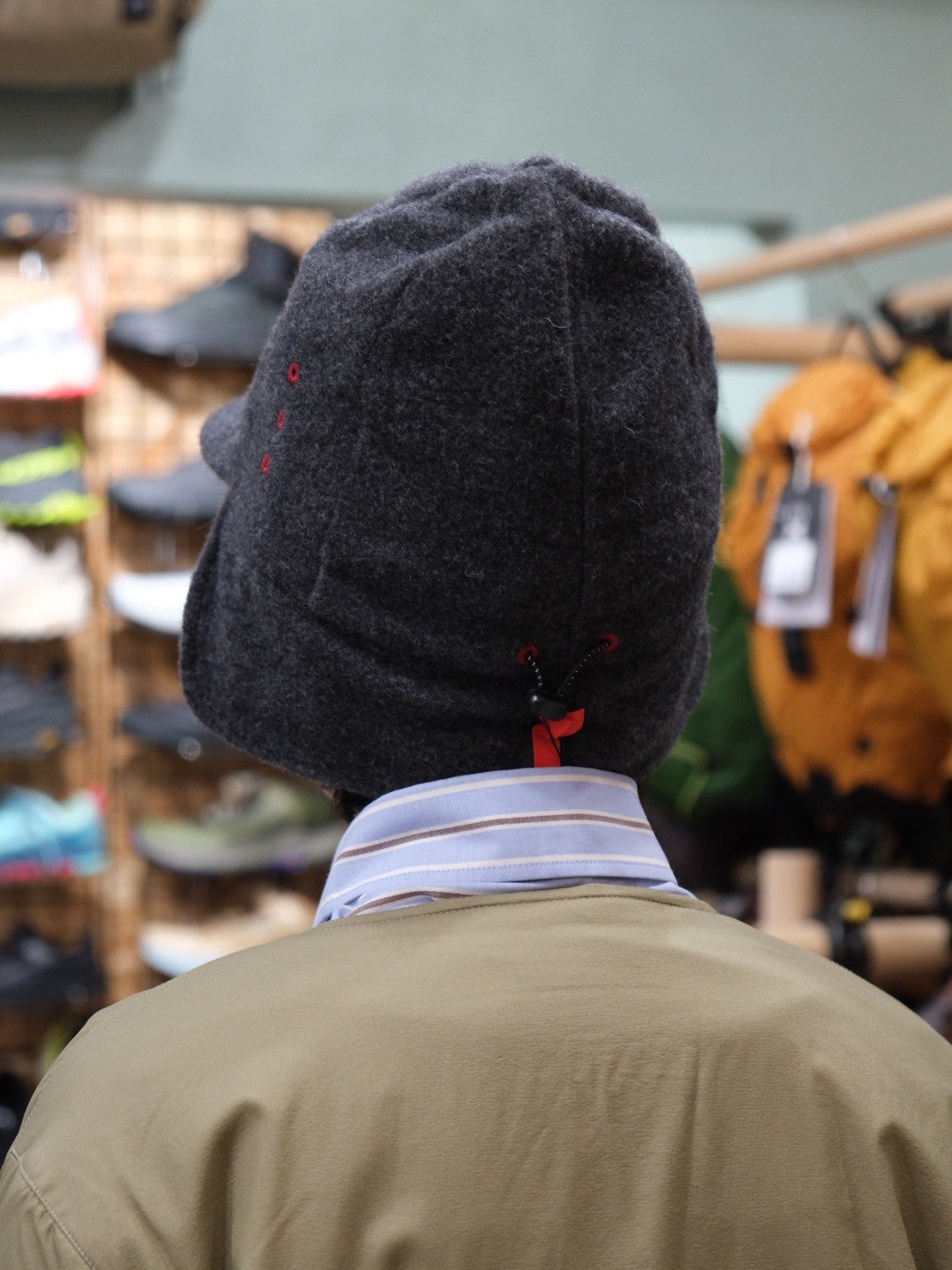 ウールトンガリキャップ（耳当て付きのウール帽）【AXESQUIN】