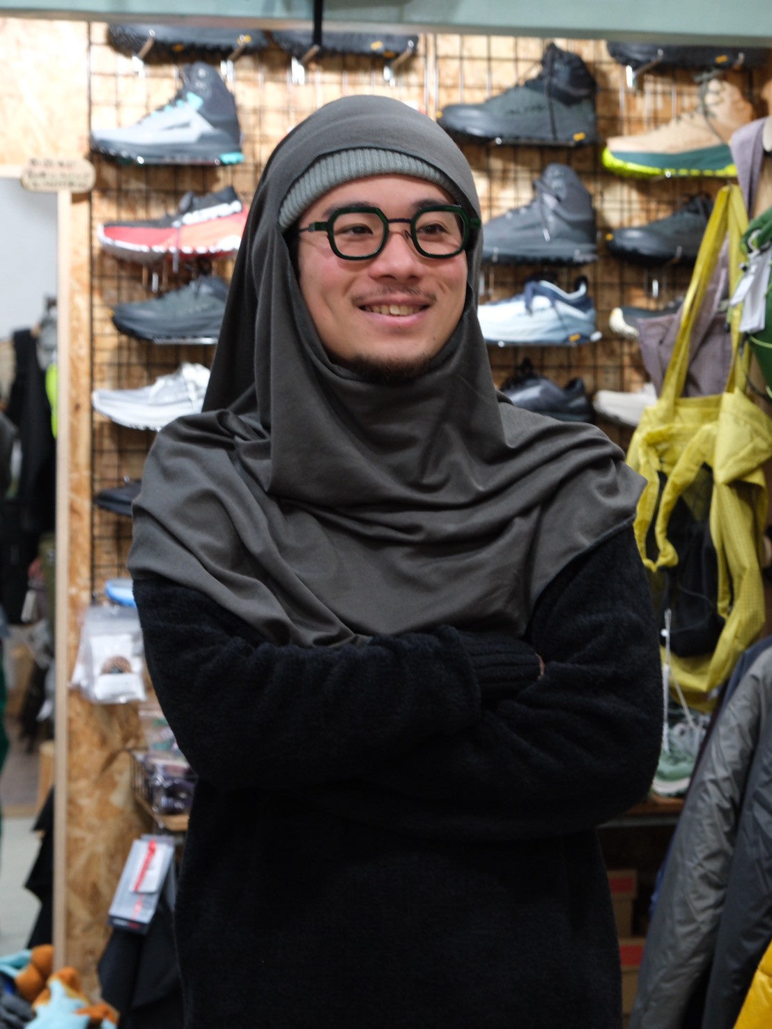 ズキン・デ・ポンチョ（マルチウォームな速乾メリノウール）【AXESQUIN 凌】