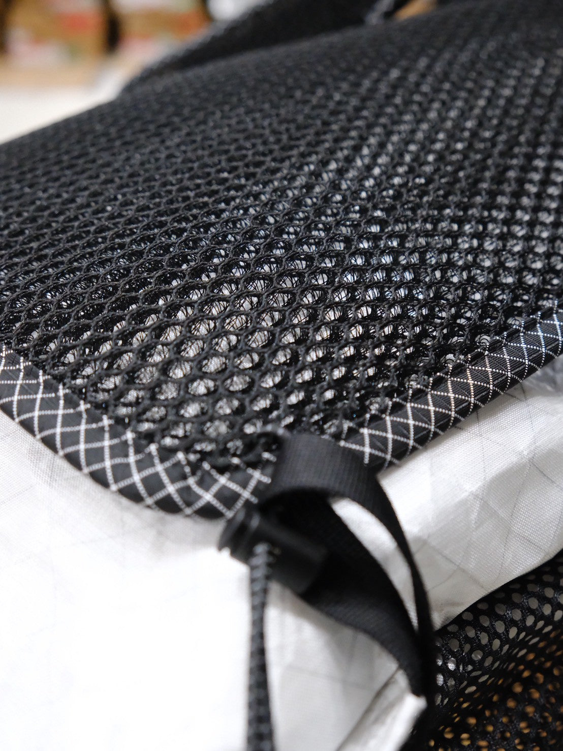 Back Air Mesh Pad（エアメッシュ構造で背面パッドの蒸れを軽減！）【LUNA PROJECT】