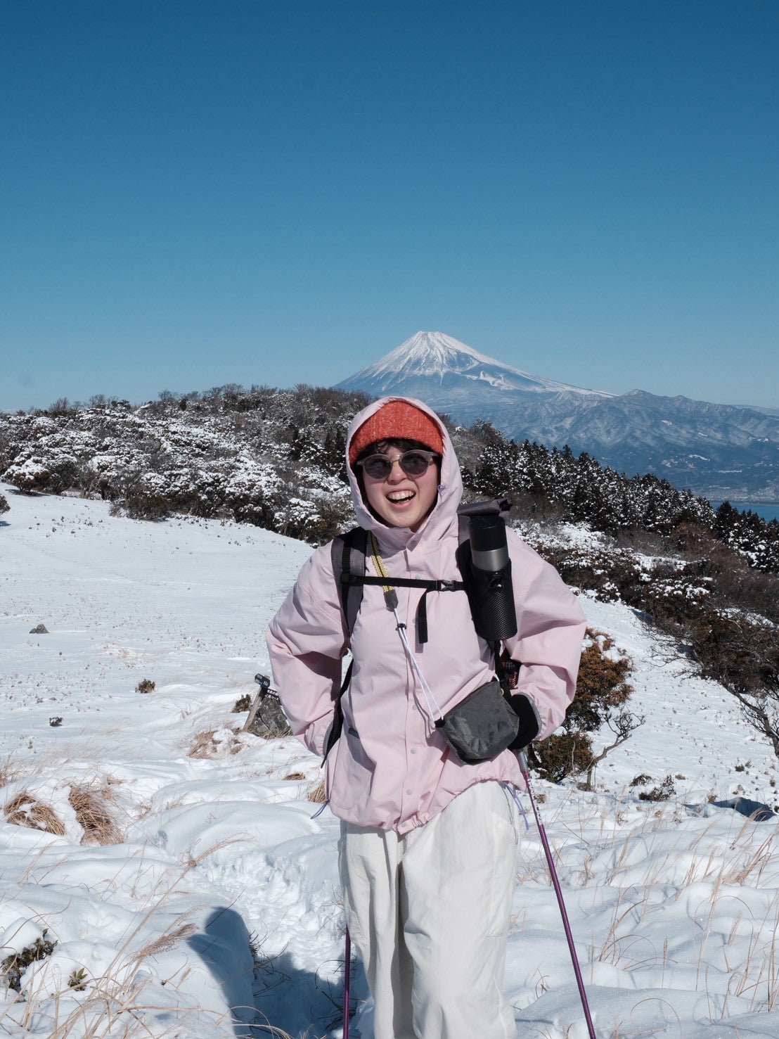 Tell Tell Hoody（ベンチレーション付き/程よく蒸れを逃がす防風シェル）【SANKAKU STAND】