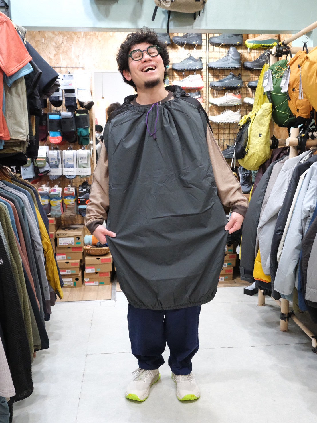あ*様 BIO wear 手袋　ポーカーズあつむ着用 オクタのアグラスカート（あぐらをかけるマルチ防寒具）【SANKAKU