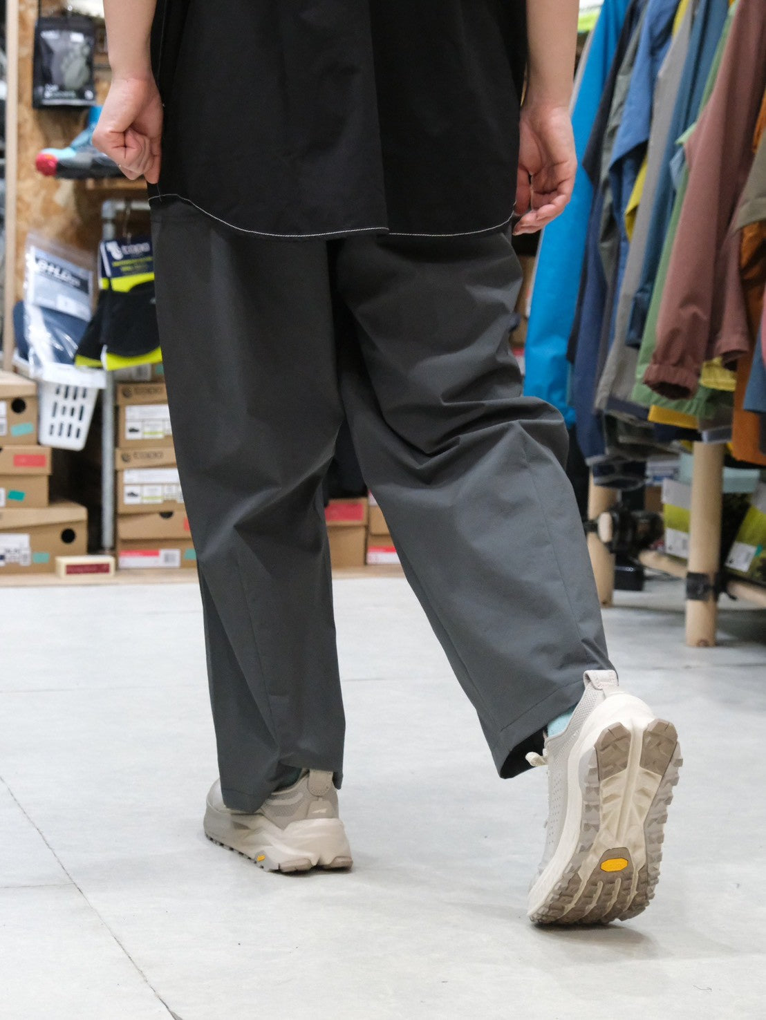 ソフトシェルのカーブパンツ（ストレッチ抜群！ノンストレスパンツ