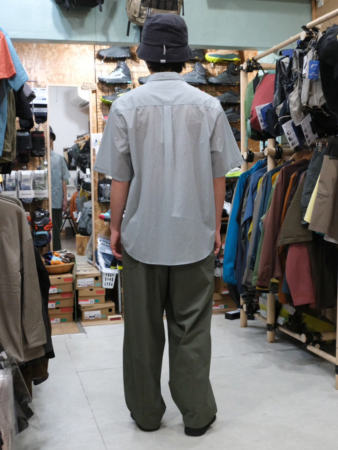 ソフトシェルのカーブパンツ（ストレッチ抜群！ノンストレスパンツ
