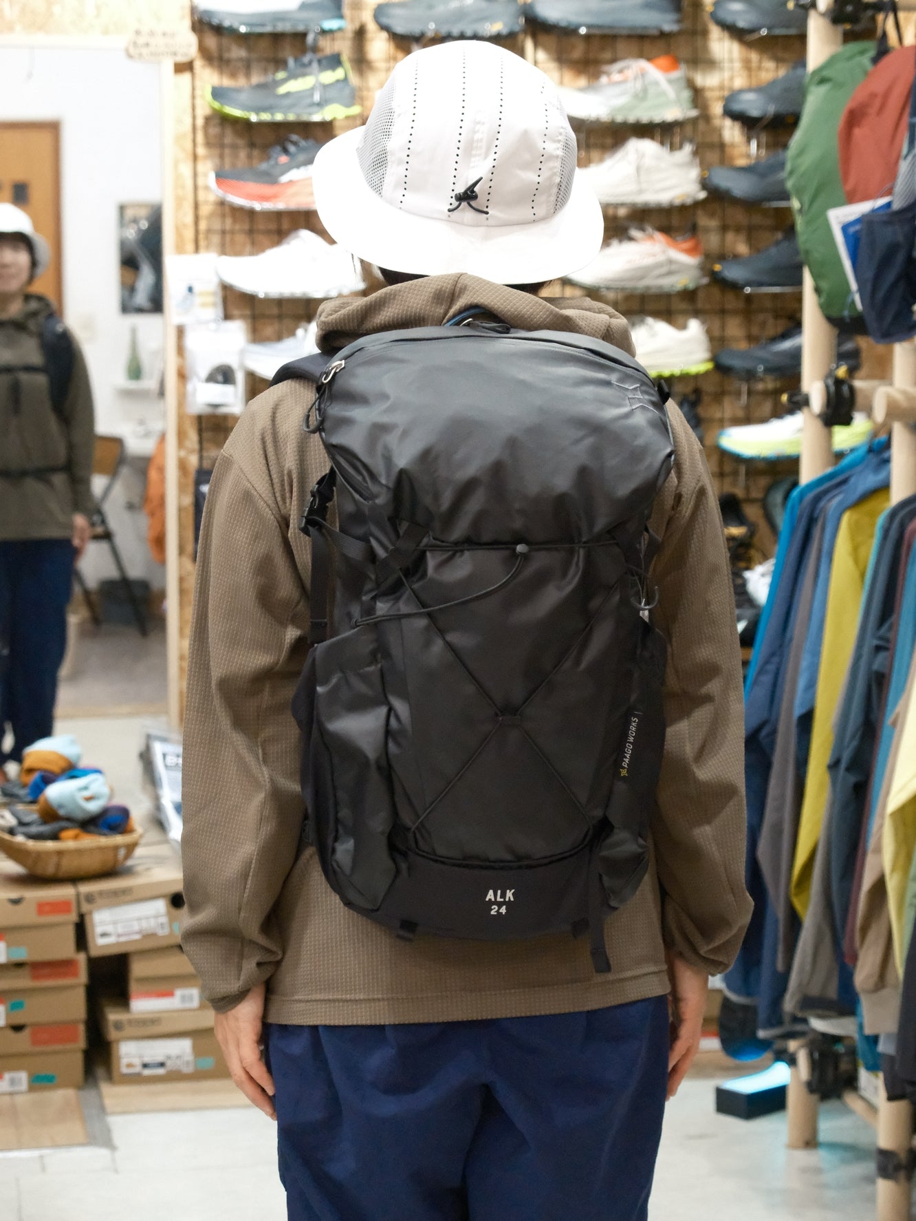 ALK 24（日帰り登山から旅行まで幅広く使えるバックパック／24L）【PAAGO WORKS】