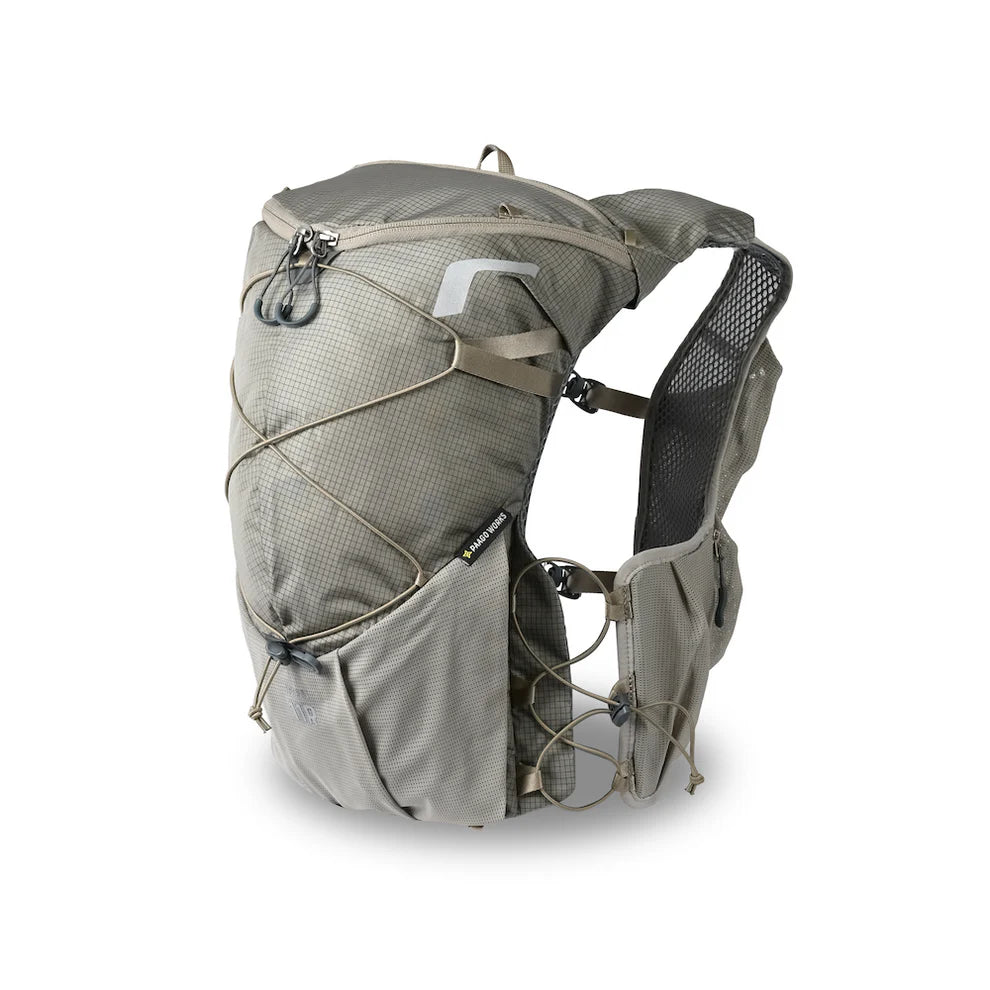 RUSH 11R 2026春モデル（12L/日帰り登山やアタックザックにも便利）【PAAGO WORKS】