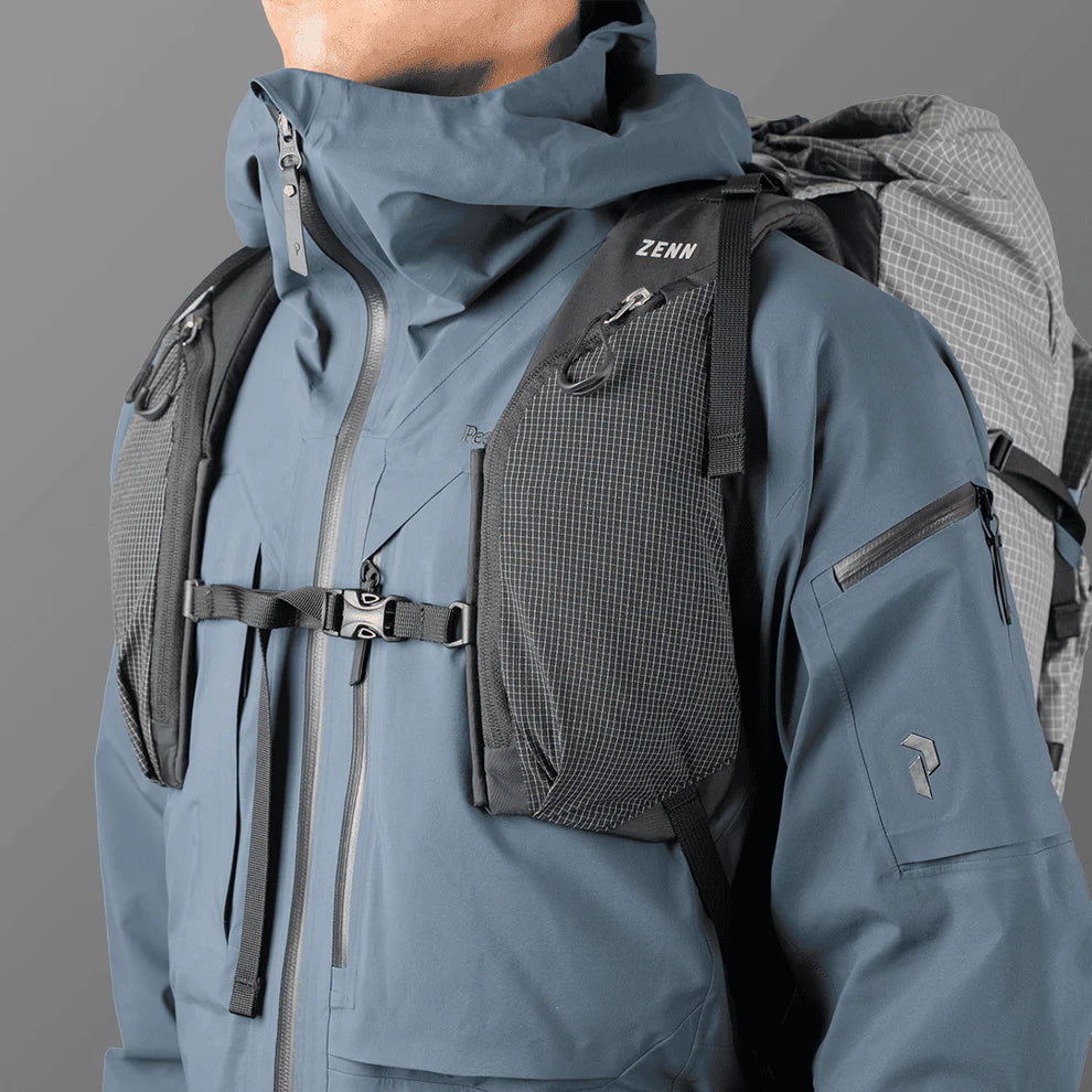 ZENN SNOW HARNESS（ZENNバックパックの全サイズに対応した雪山用ハーネス）【PAAGO WORKS】