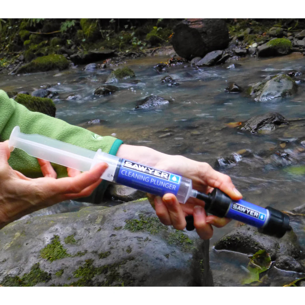 MICRO SQUEEZE FILTER WITH CNOC PREMIUM 750ml POUCH【Sawyer】