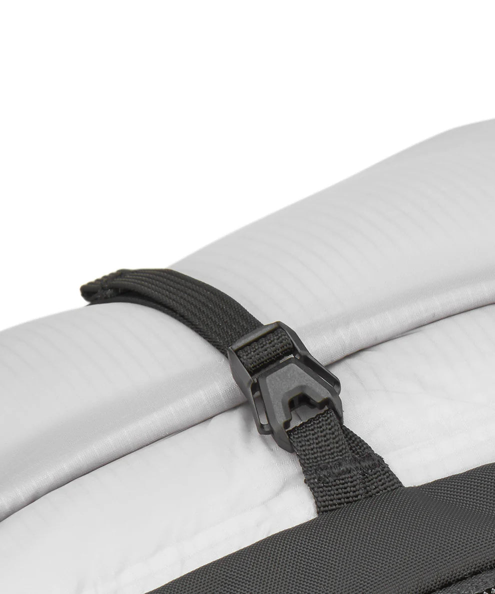 Syclon XP 30（背中が蒸れにくいバックシステム/フレーム入り/ 完全防水/30L）【Rab】