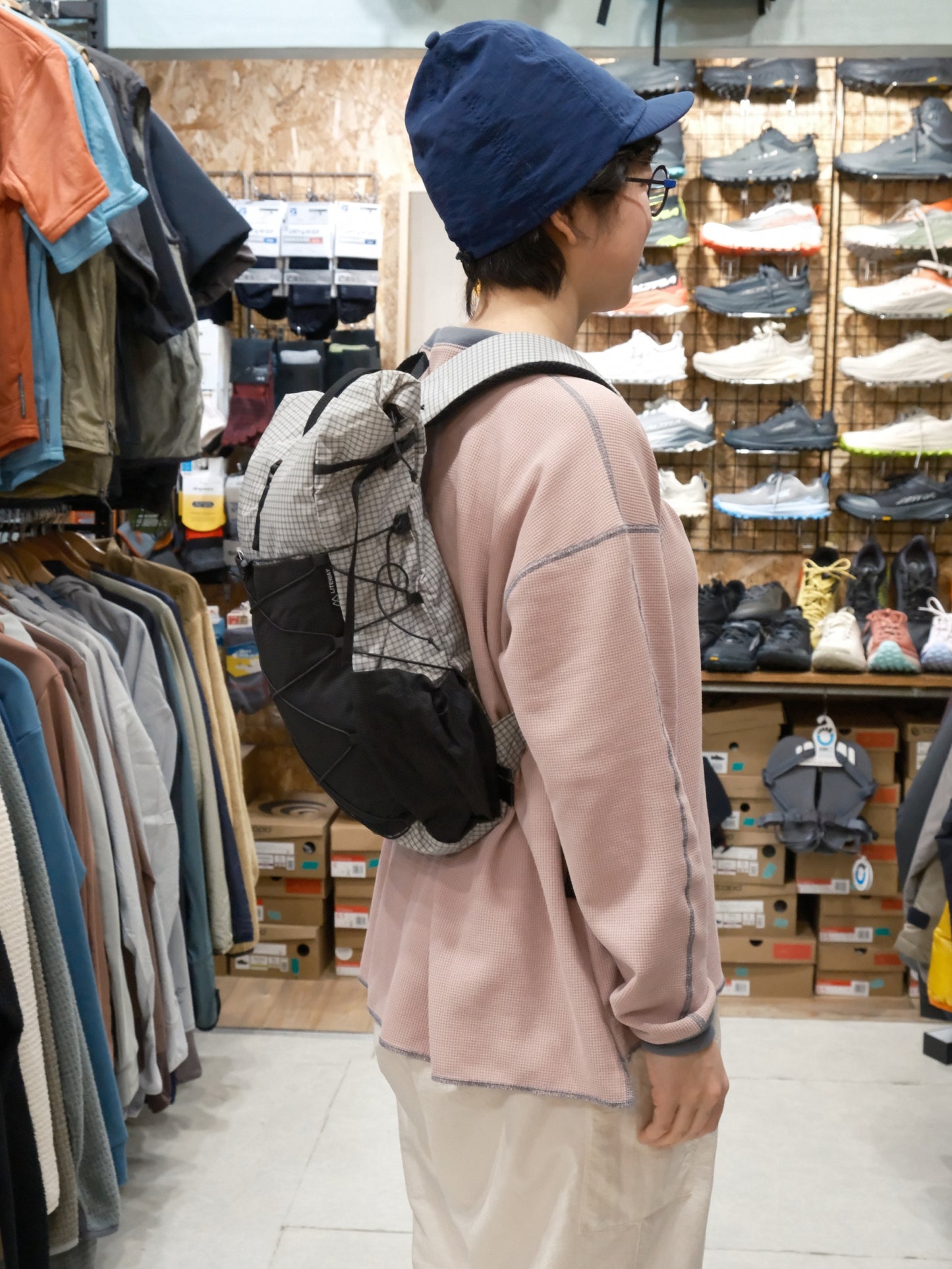 URBAN PRO PACK 18L Ultra Grid （普段使いにも最適！軽量コンパクト18L）【LITEWAY】