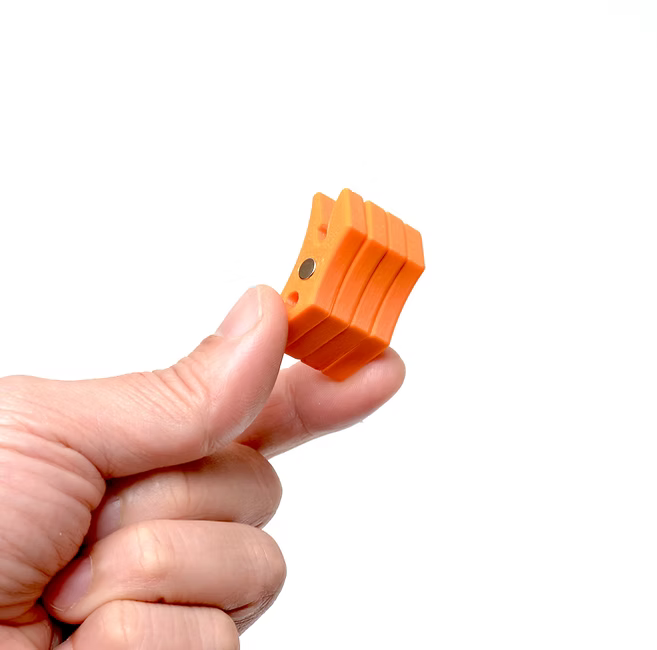 Clip Stabilizer（超小型軽量ガス缶脚）【OGAWAND】 – SANKAKU STAND