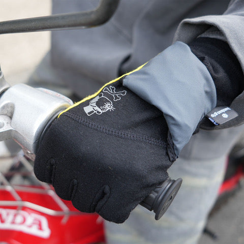 beyond exclusive（MARQUEZ SHOPとのコラボレーショングローブ）【handson grip】