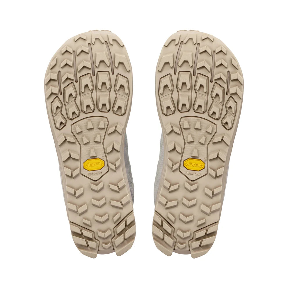 LONE PEAK 9+ W's（つま先広め／Vibram® MegaGrip）【ALTRA】