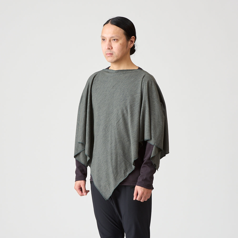 ズキン・デ・ポンチョ（頭巾・ポンチョ・速乾メリノ毛布）【AXESQUIN 凌】