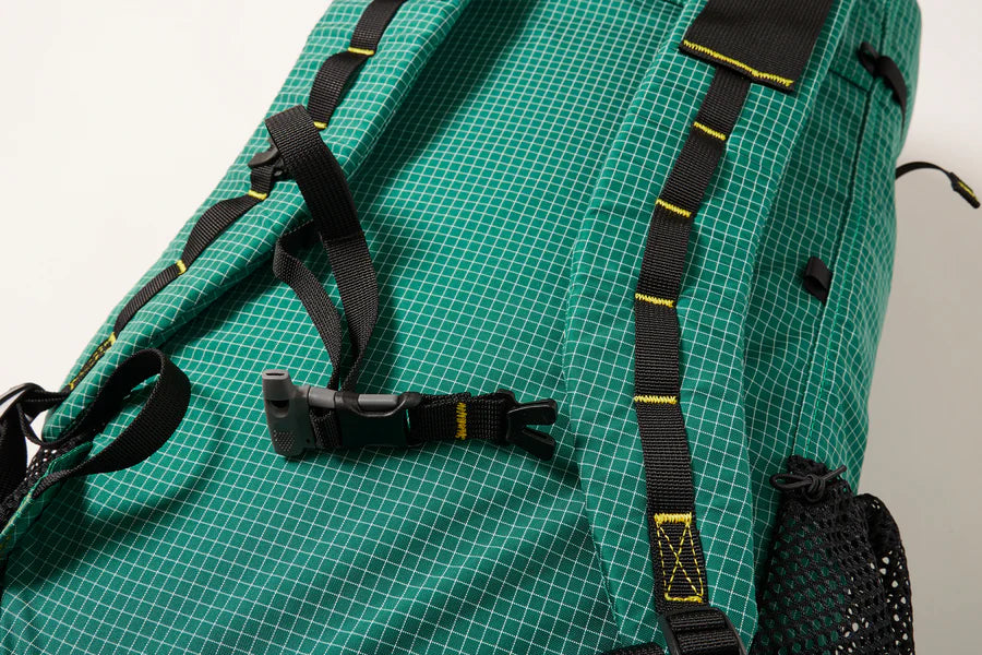 FAB（25L/390g/日帰り・山小屋泊/シンプルだけど背負い心地が良いバックパック）【TRAIL BUM】