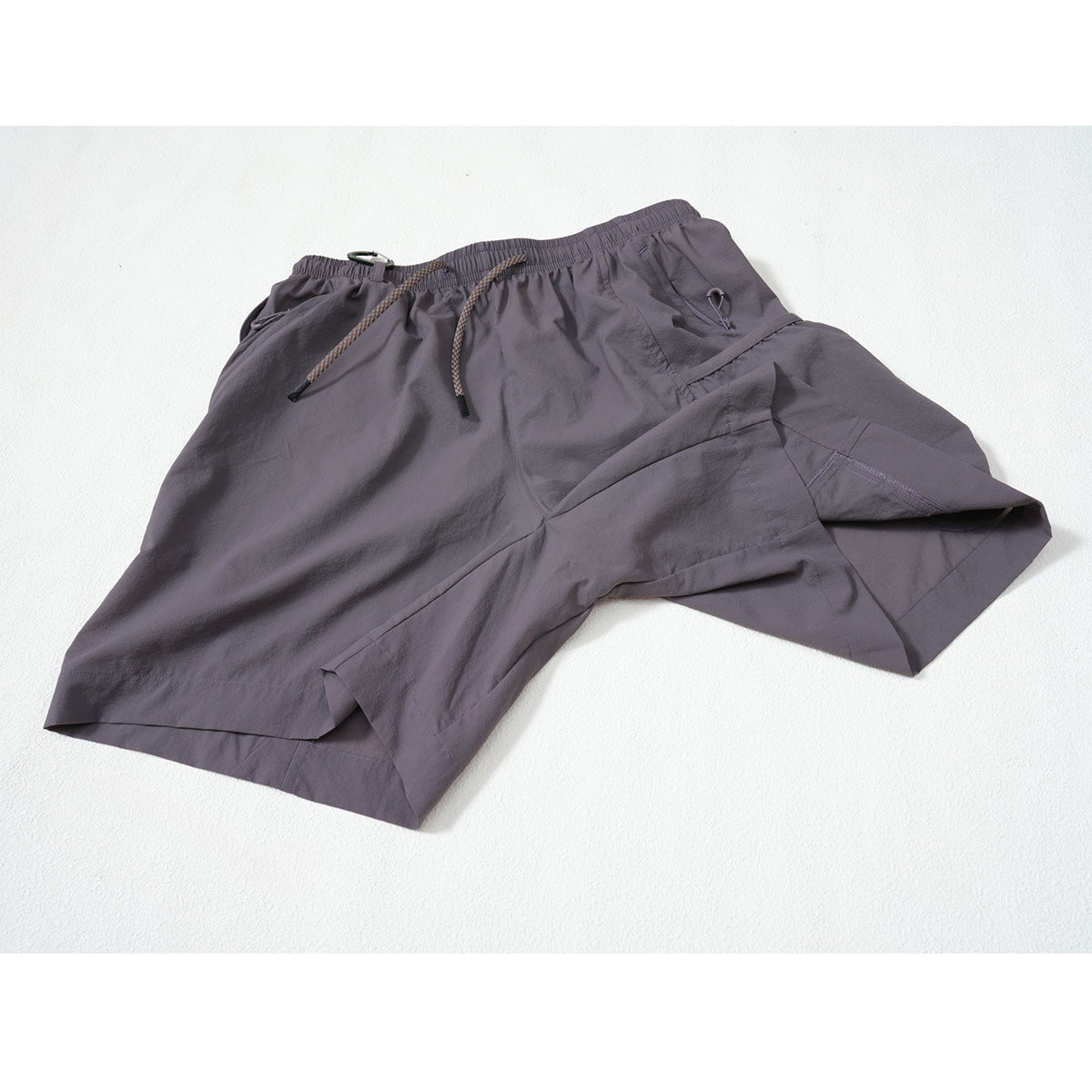 Ultra4 Shorts（大き目ポケット／薄手で軽量ショートパンツ）【ULSUS】