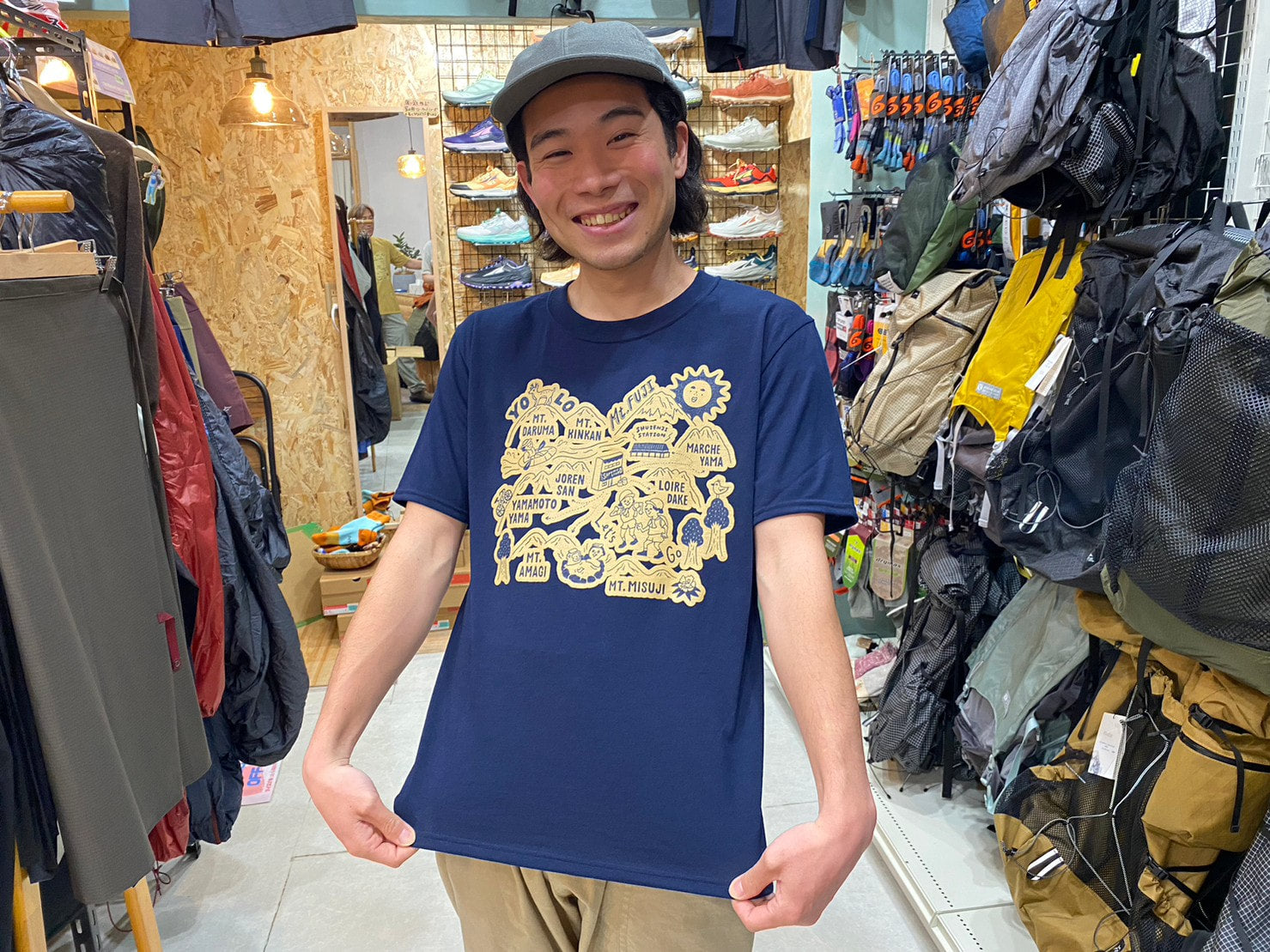 Like Mountain T-shirts（SANKAKU STANDオリジナルTシャツ）【SANKAKU STAND】