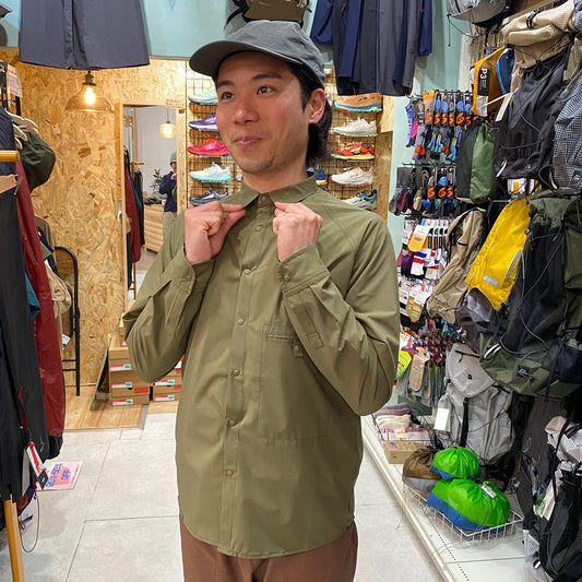 ソフトシェルのショートカラーシャツ（”極”薄手/ストレッチ / 防風/撥水）【AXESQUIN ELEMENTS】★旧製品の為、30％OFF