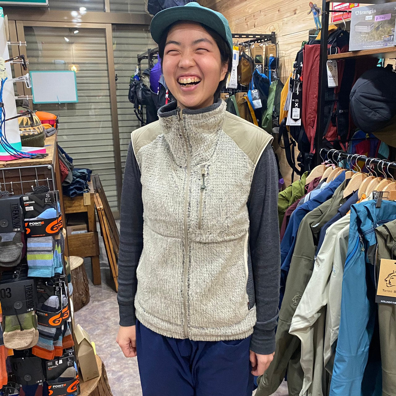 Wool Air Vest（ウールのフリース/保温/通気/軽量/男女兼用）【Teton Bros.】